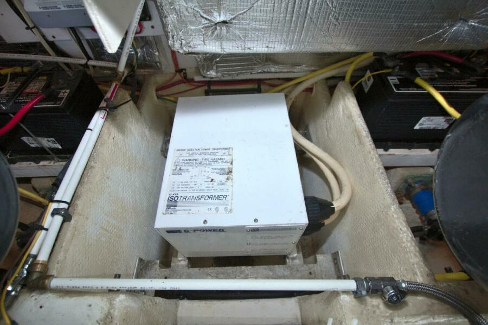 2006 Silverton 39 — photo 88