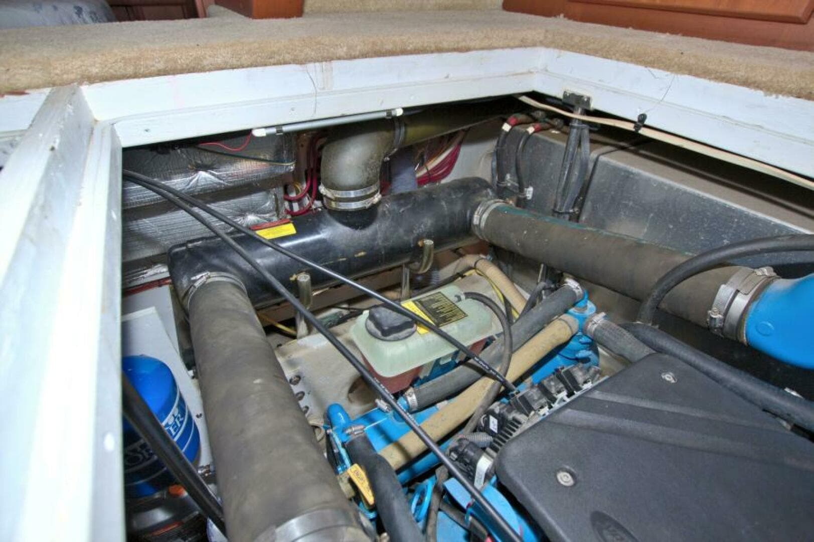 2006 Silverton 39 — photo 91