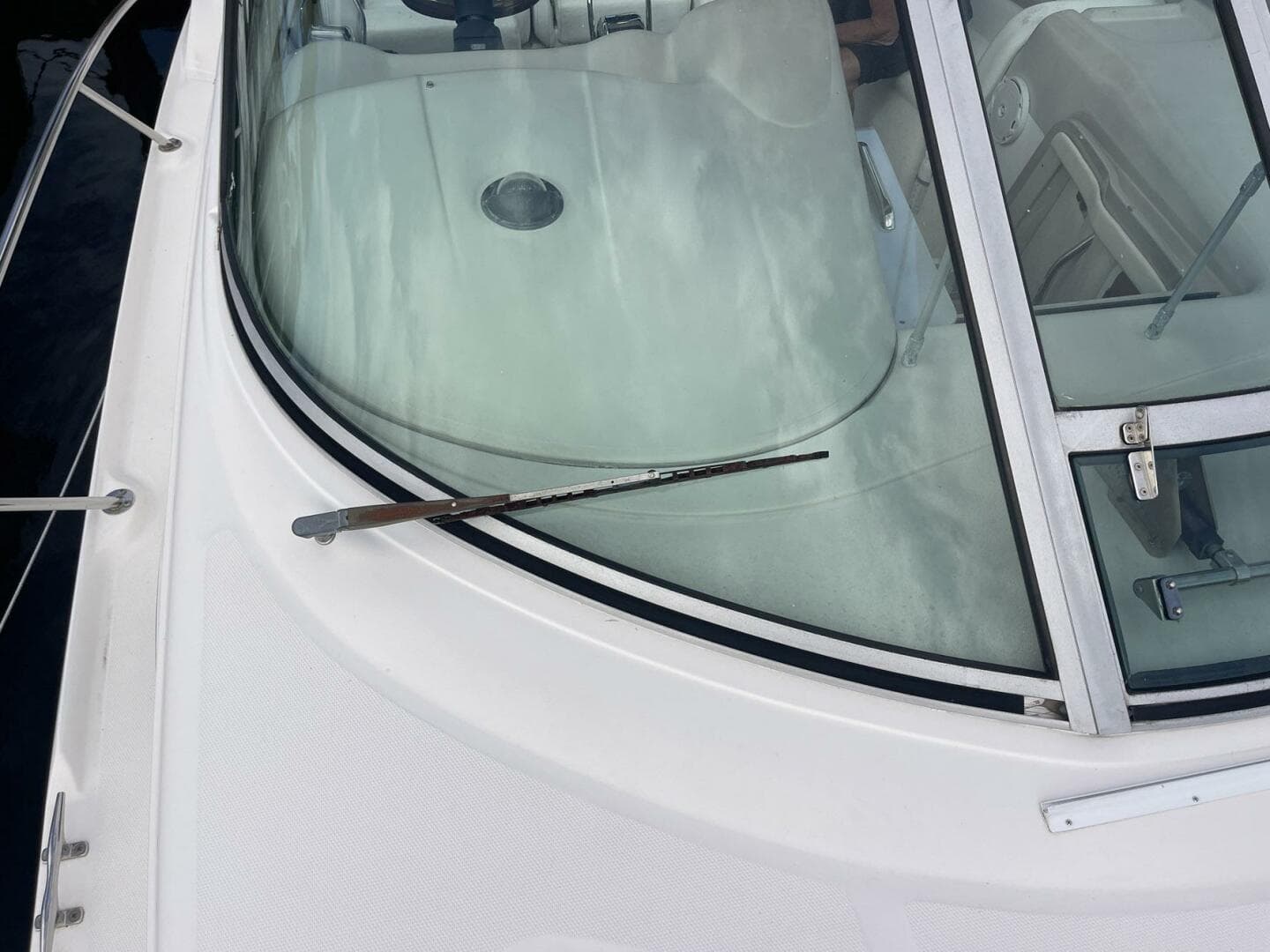 2004 Sea Ray 320 Sundancer — photo 15