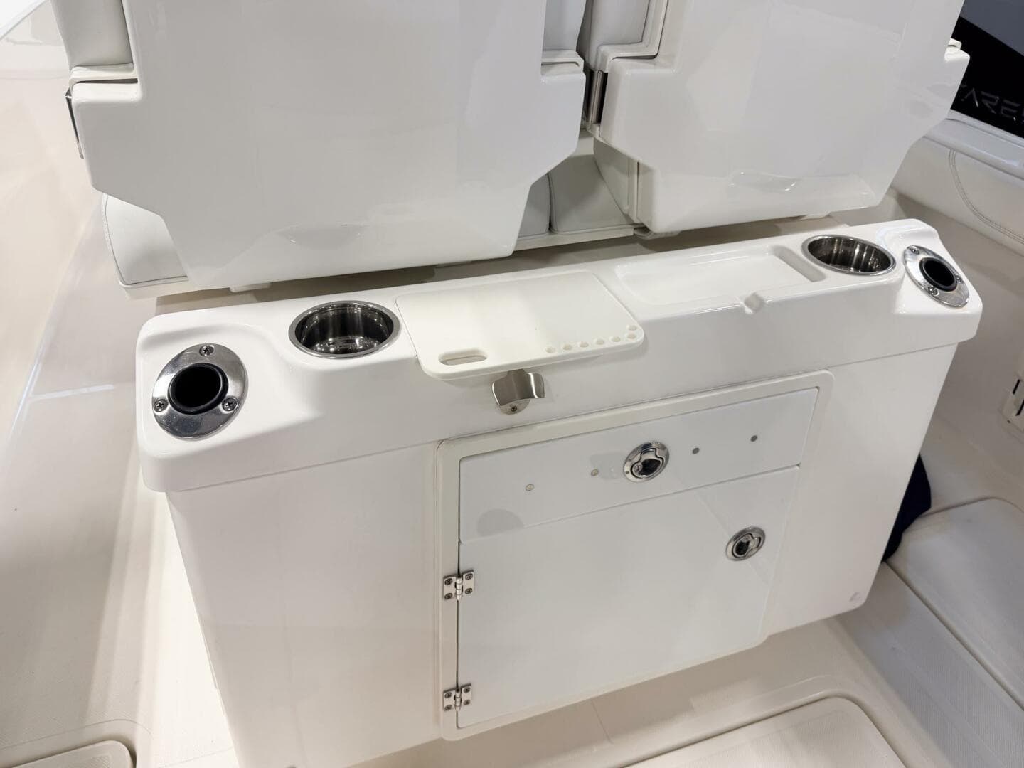 2023 Pursuit S 268 — photo 9