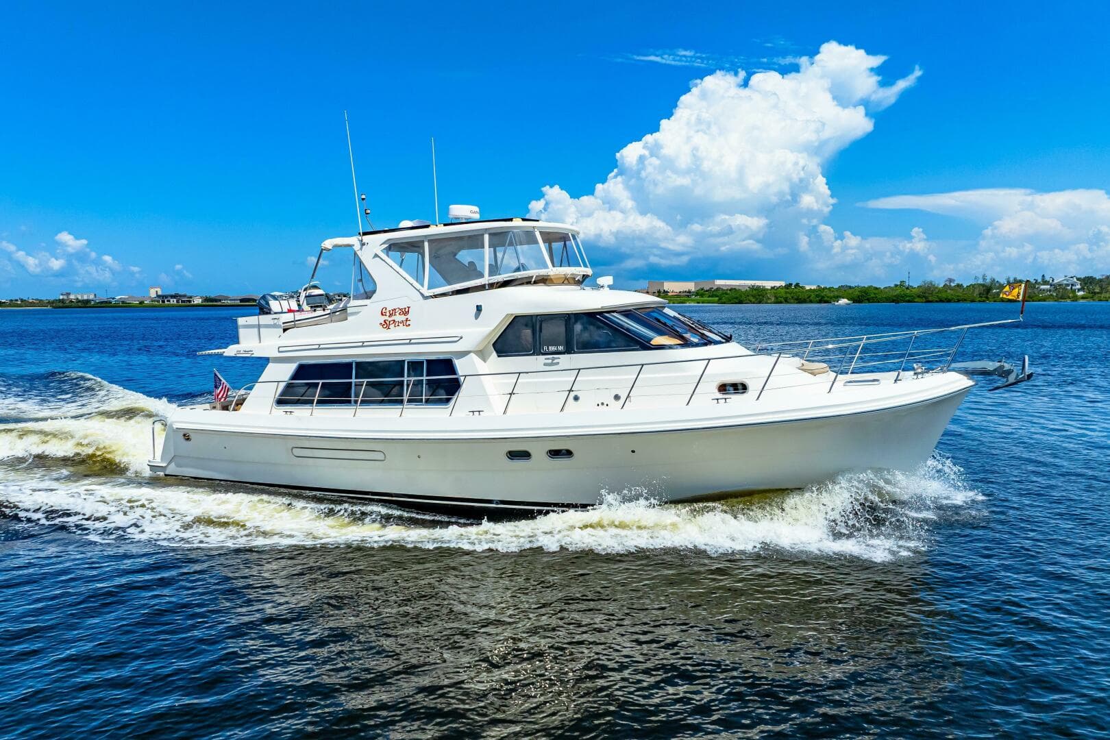 2007 Hampton 558 Pilothouse — photo 19