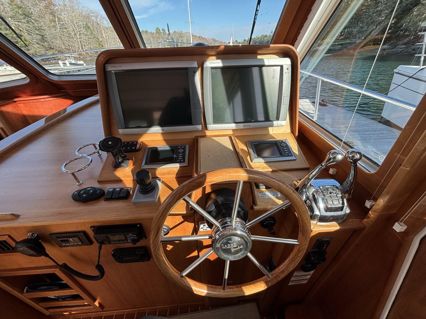 2011 Sabre 40 Sedan — photo 14