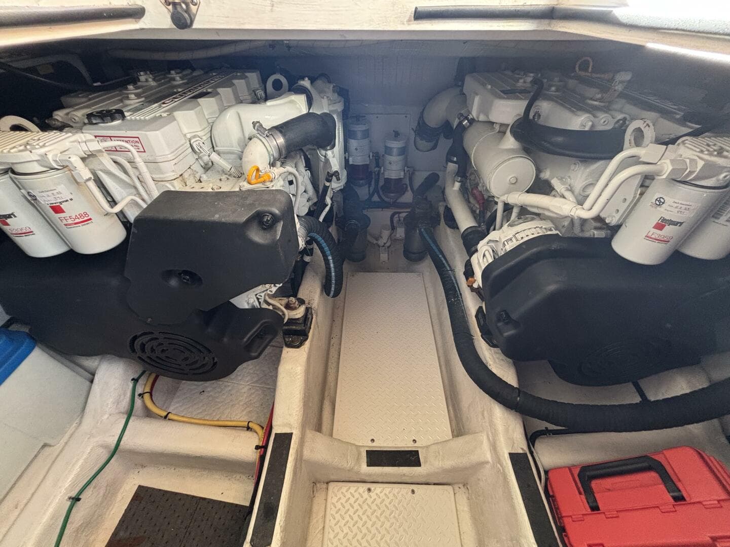 2011 Sabre 40 Sedan — photo 29