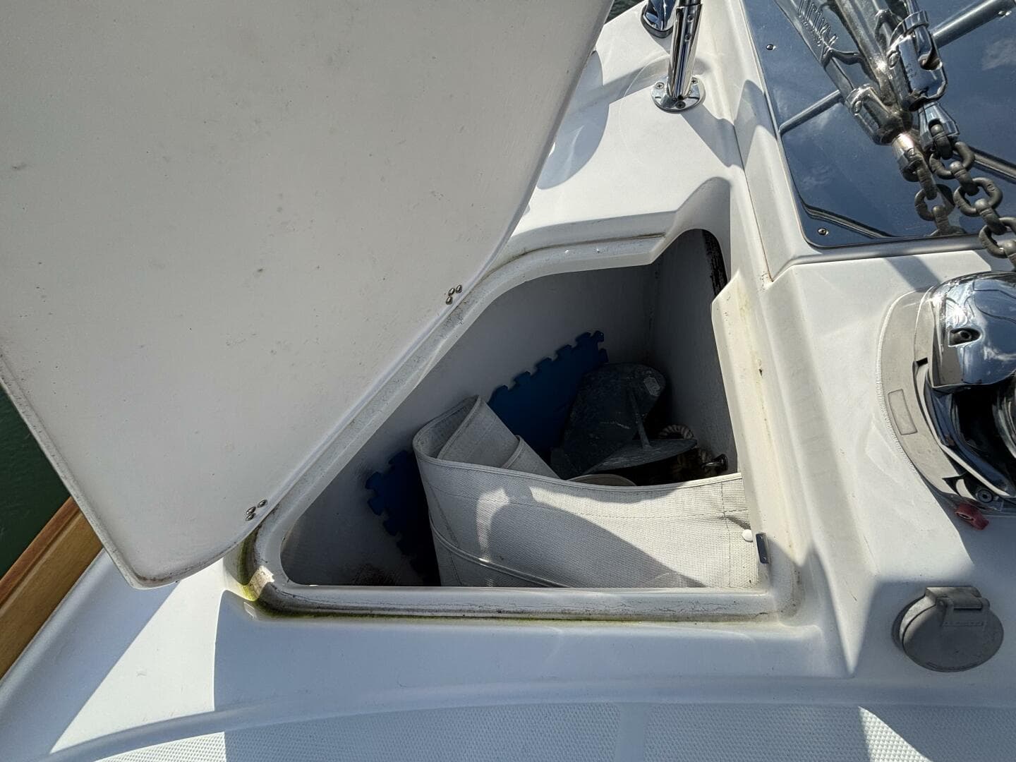 2011 Sabre 40 Sedan — photo 56