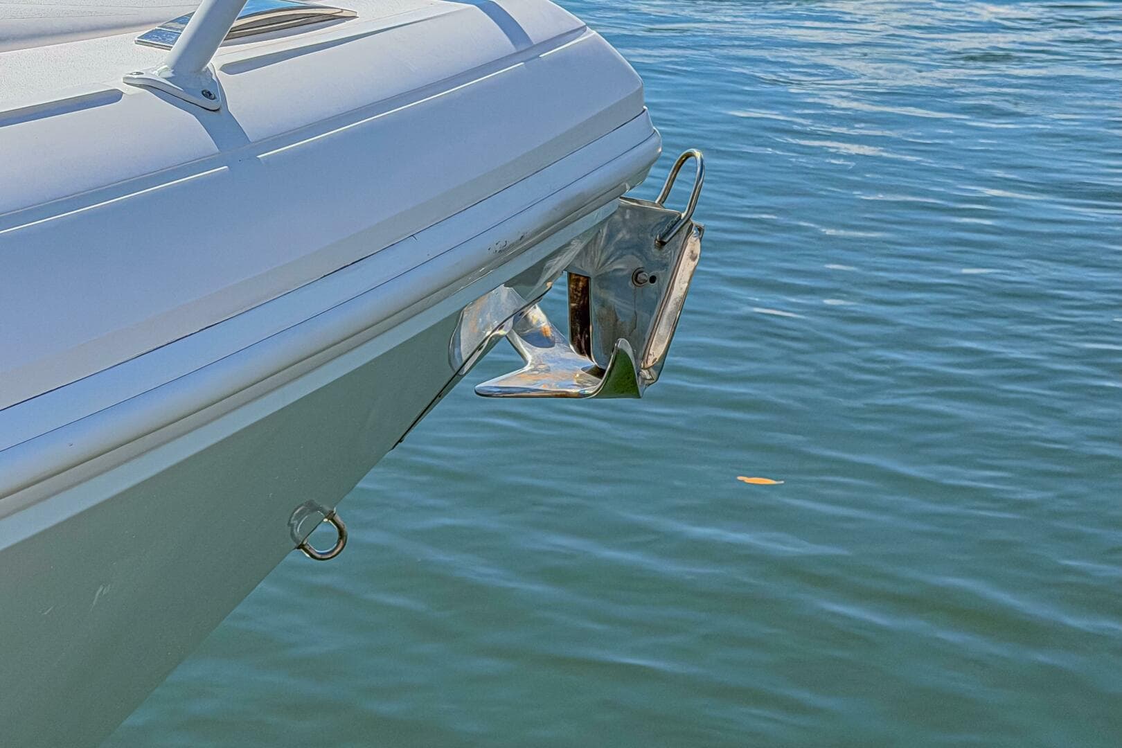 2018 Intrepid 407 Cuddy — photo 35