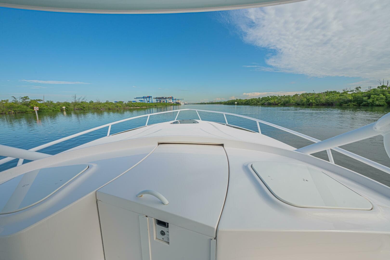 2018 Intrepid 407 Cuddy — photo 30