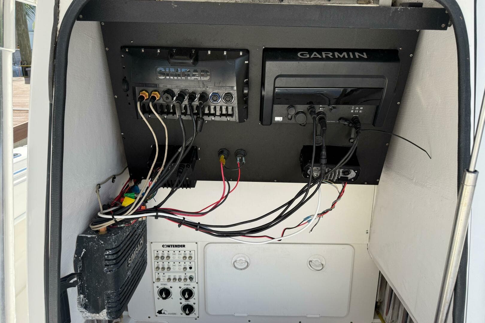 2014 Contender — photo 16