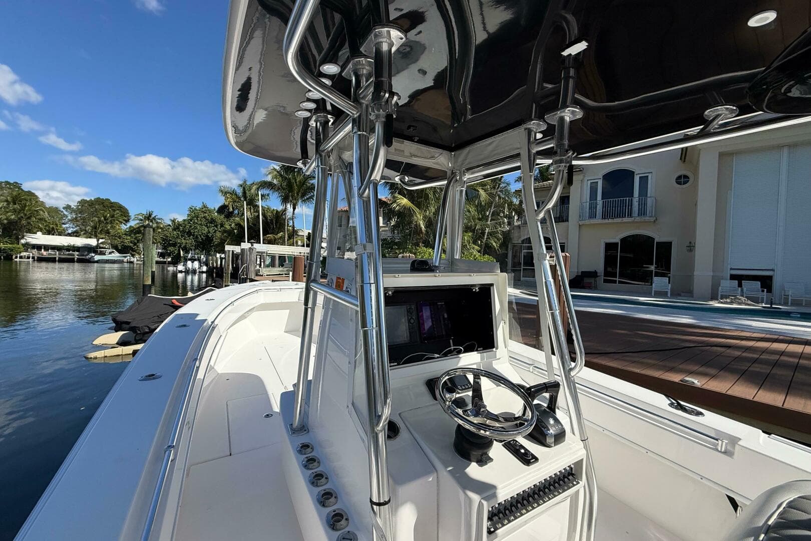 2014 Contender — photo 11