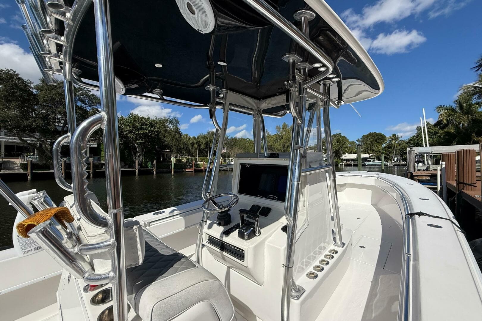 2014 Contender — photo 13