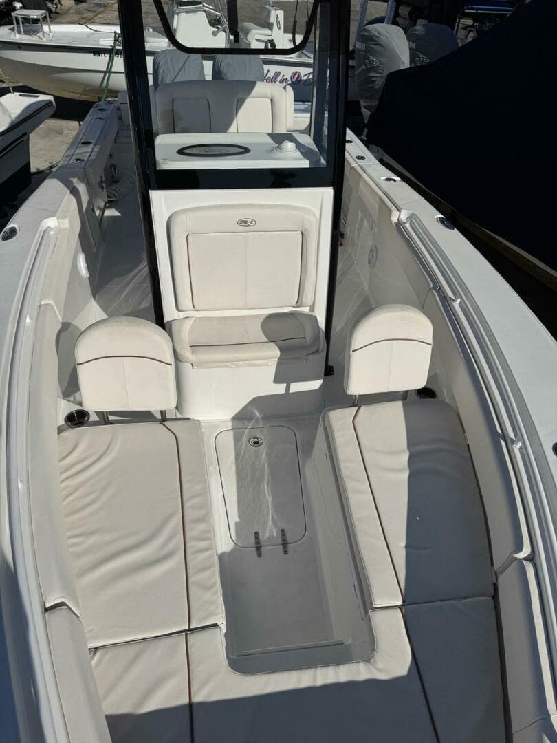2022 Sea Hunt 27 Gamefish Forward Seating — photo 8