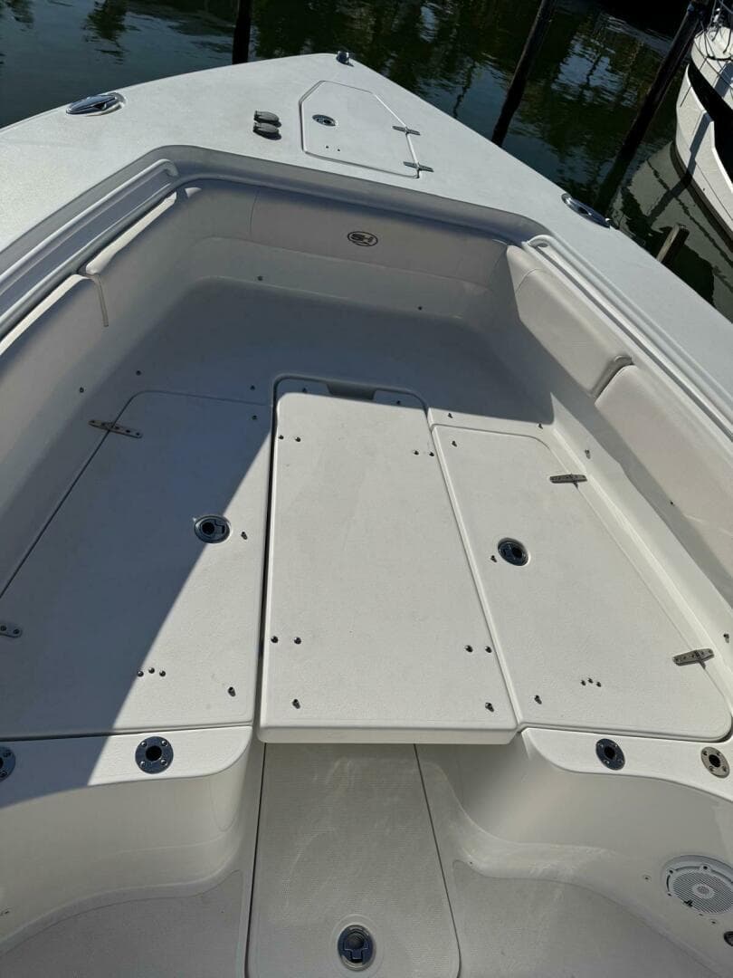 2022 Sea Hunt 27 Gamefish Forward Seating — photo 6