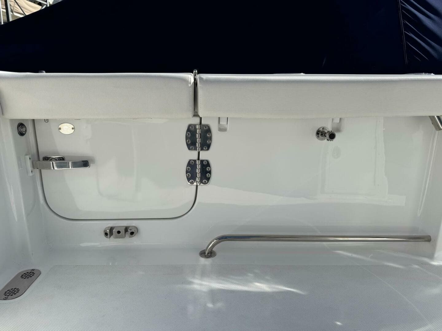 2022 Sea Hunt 27 Gamefish Forward Seating — photo 20