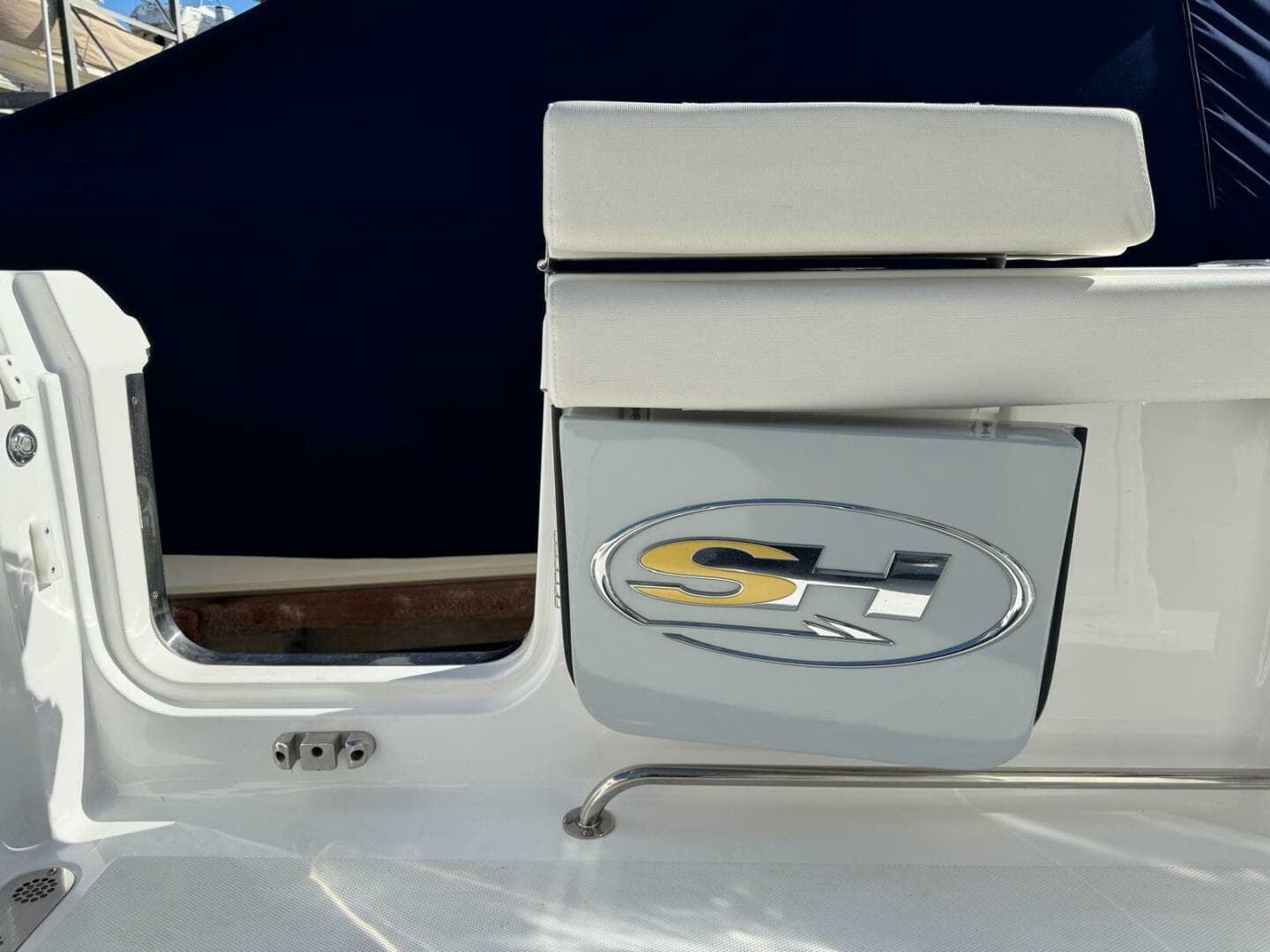 2022 Sea Hunt 27 Gamefish Forward Seating — photo 21