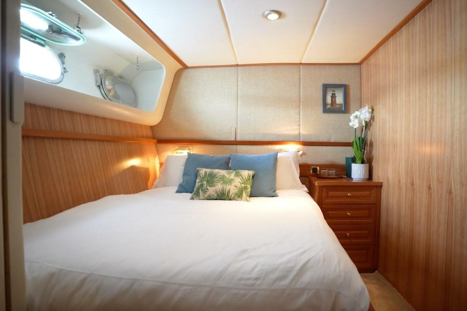 1976 Crn 36 — photo 23