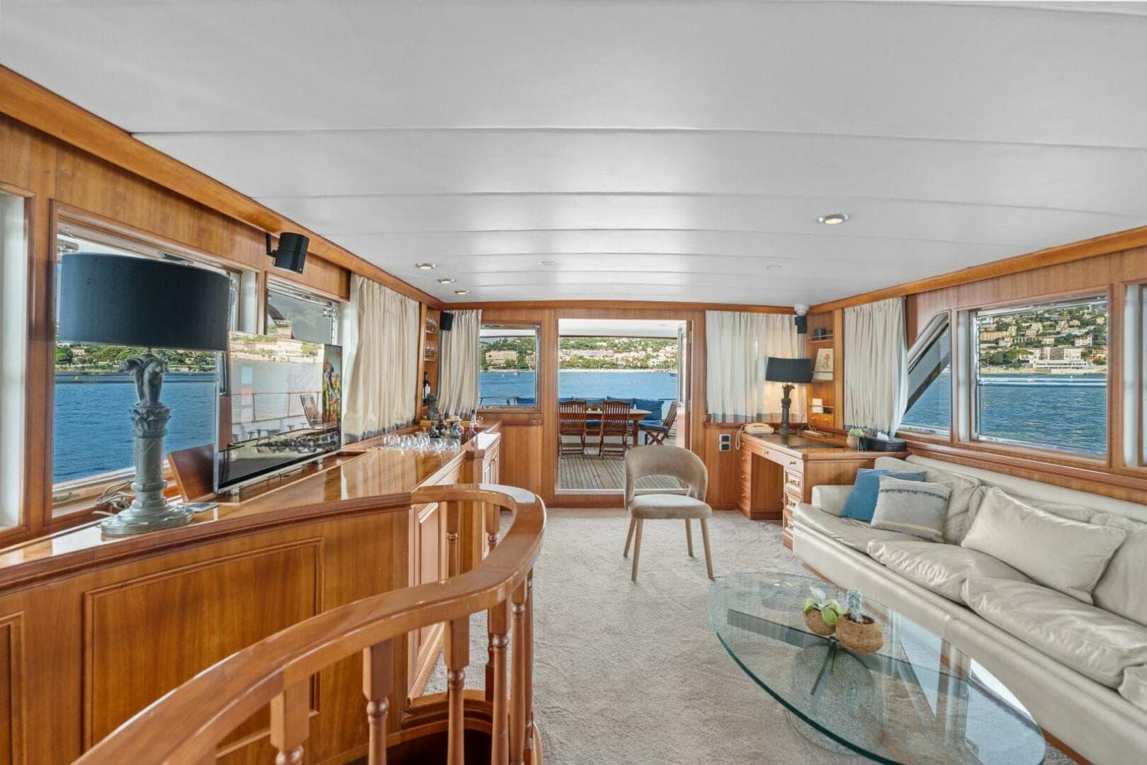 1976 Crn 36 — photo 17