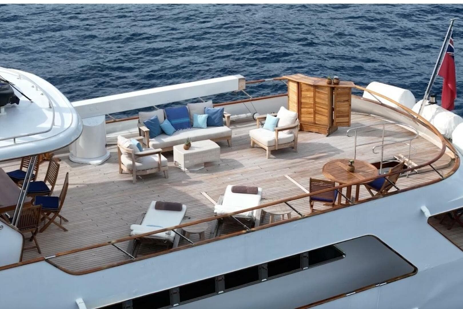 1976 Crn 36 — photo 12