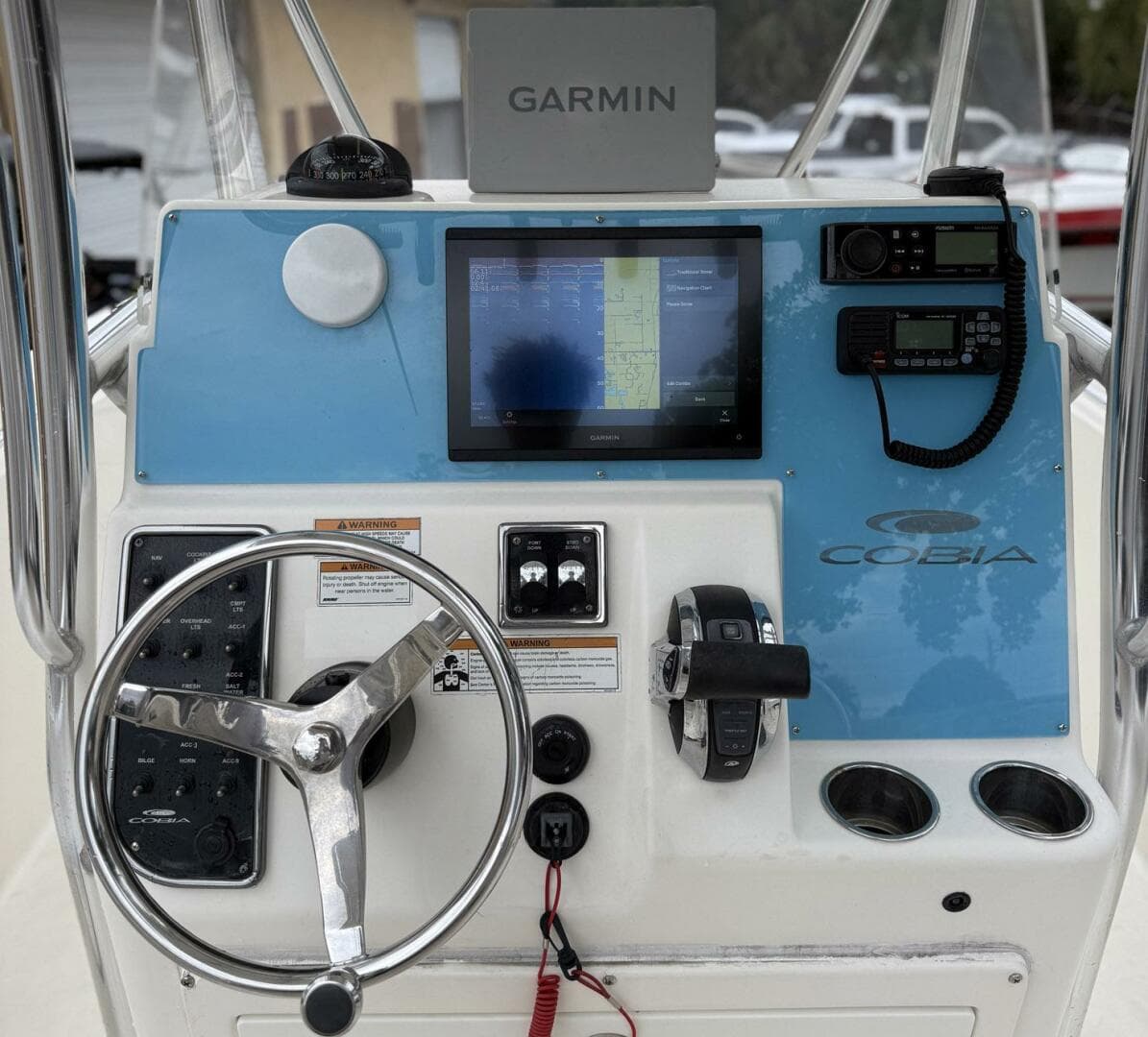 2020 Cobia 237 Center Console — photo 2