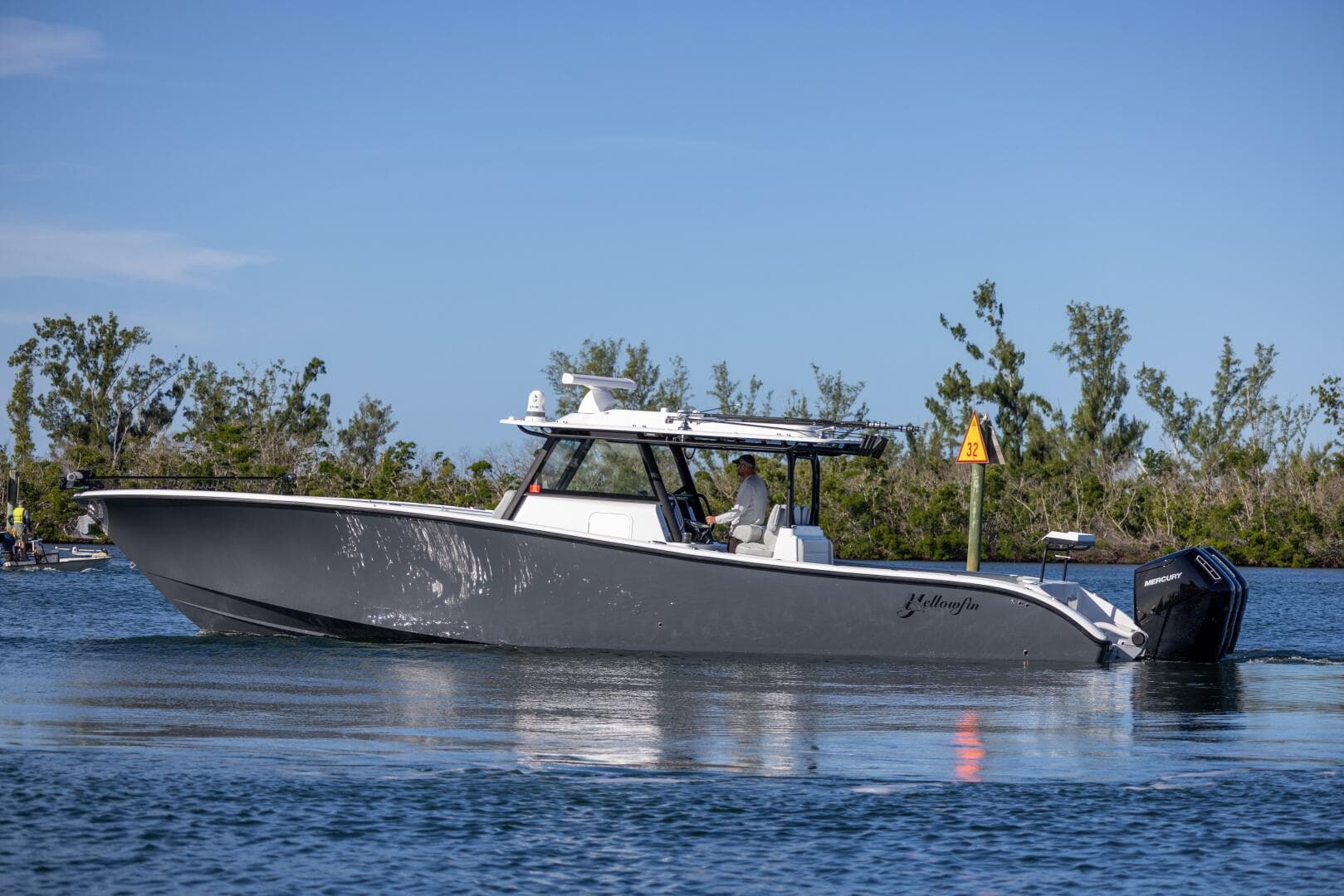 2023 Yellowfin 42 Offshore — photo 37