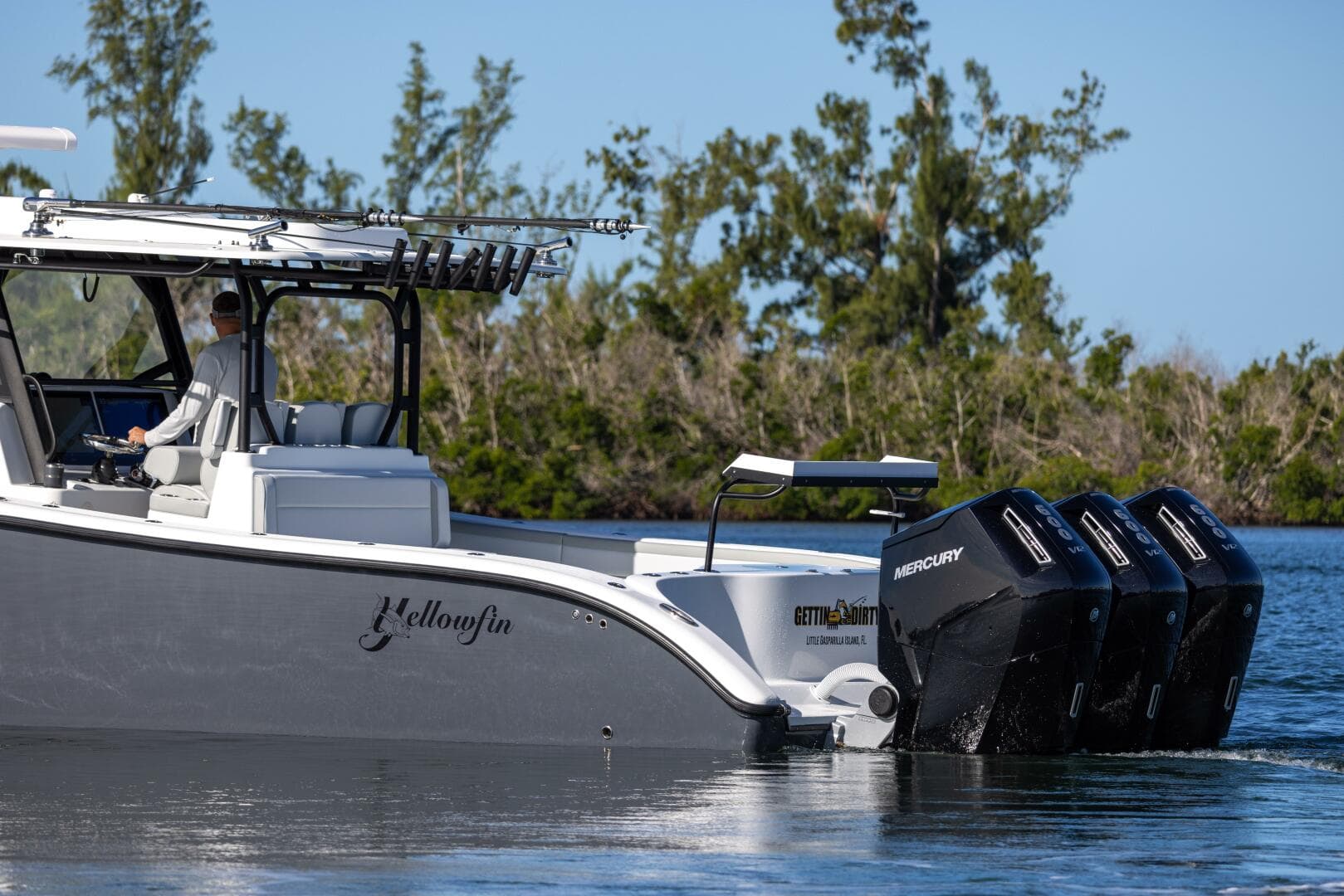 2023 Yellowfin 42 Offshore — photo 33