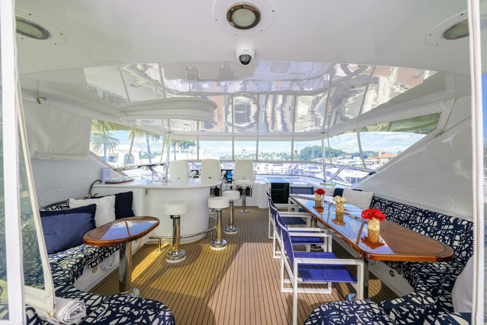 2006 Hatteras 80 — photo 25