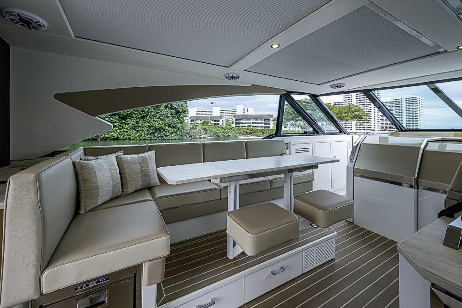 2025 Formula 500 Super Sport Crossover — photo 30