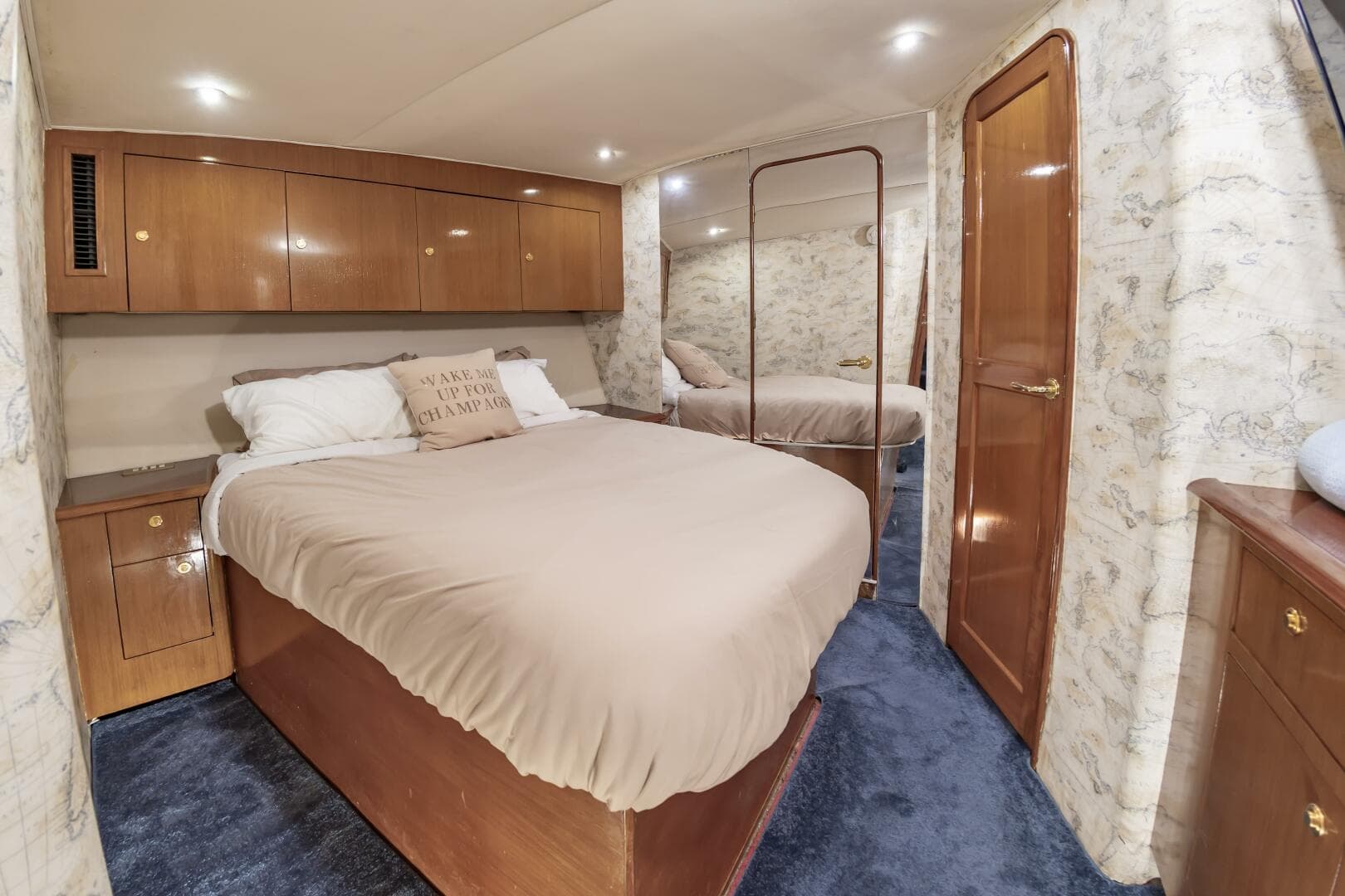 2001 Ocean Yachts 52 Super Sport — photo 37