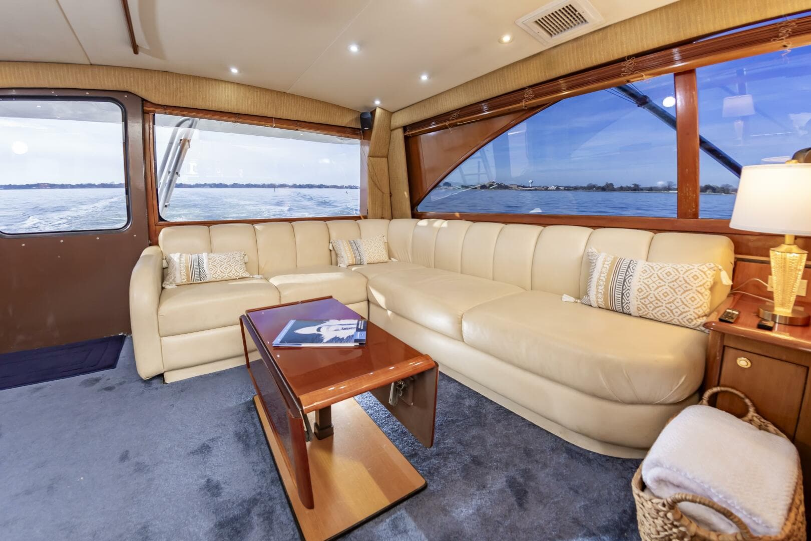 2001 Ocean Yachts 52 Super Sport — photo 27