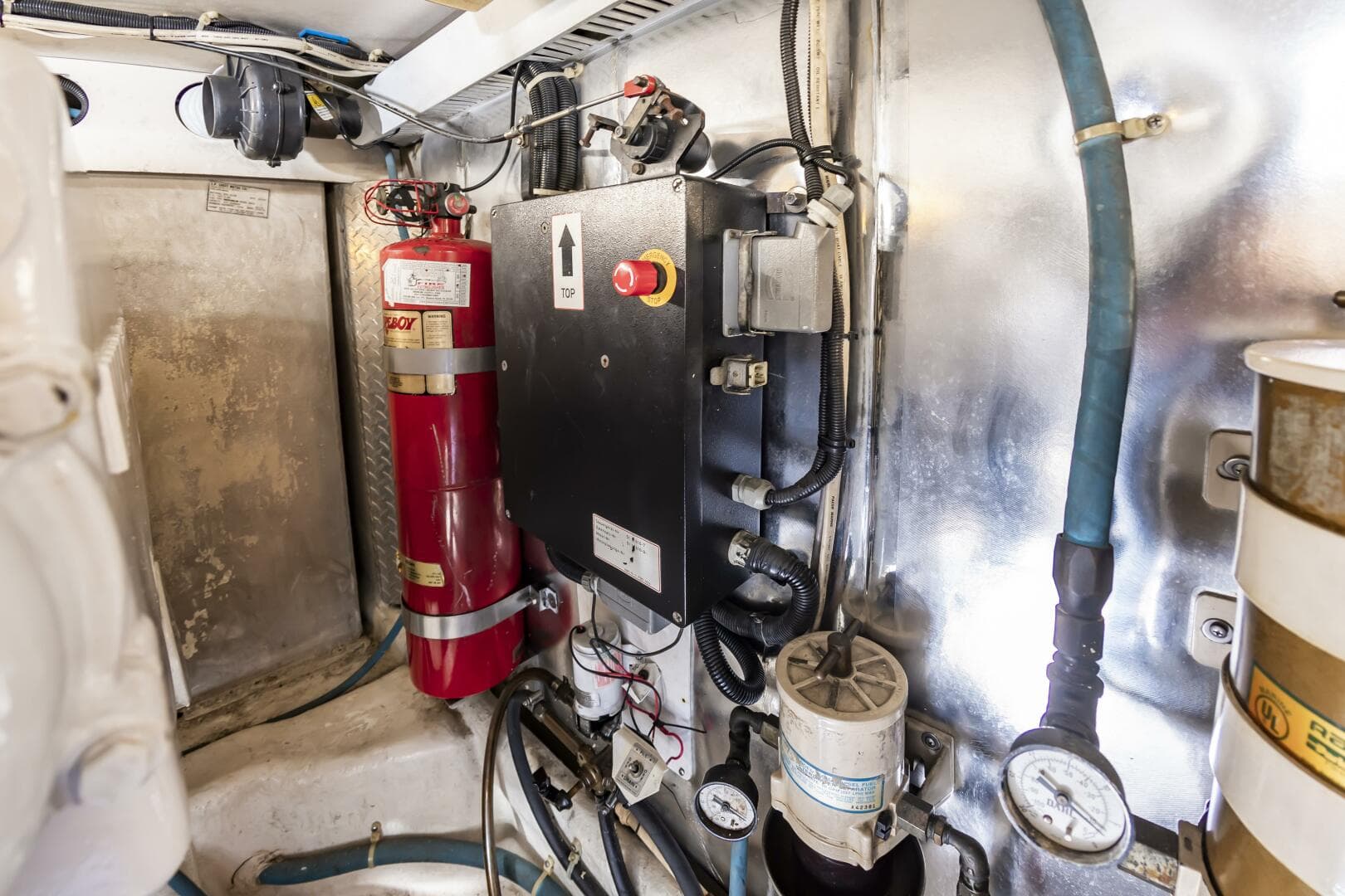 2001 Ocean Yachts 52 Super Sport — photo 63