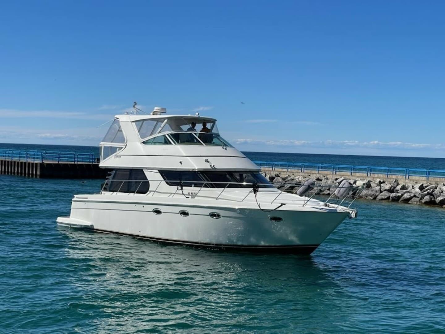 2004 Carver 460 Voyager