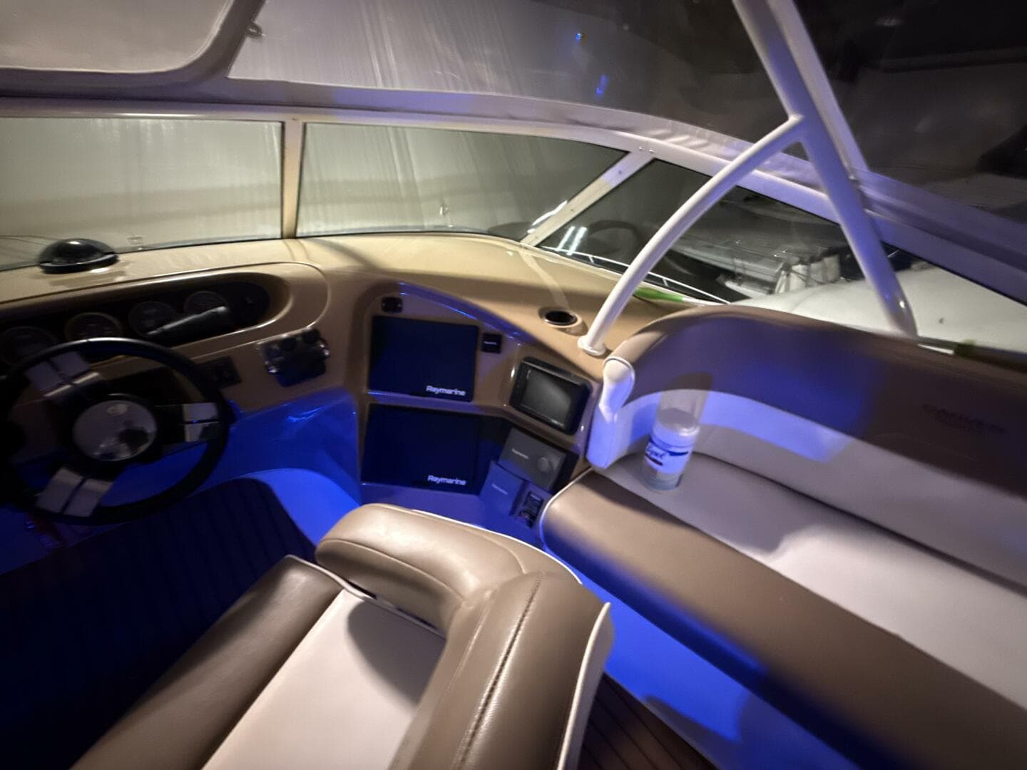 2004 Carver 460 Voyager — photo 119