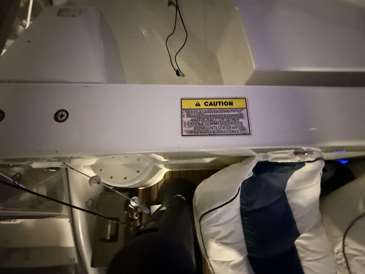 2004 Carver 460 Voyager — photo 132