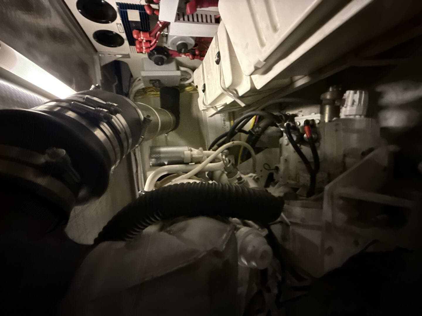 2004 Carver 460 Voyager — photo 86