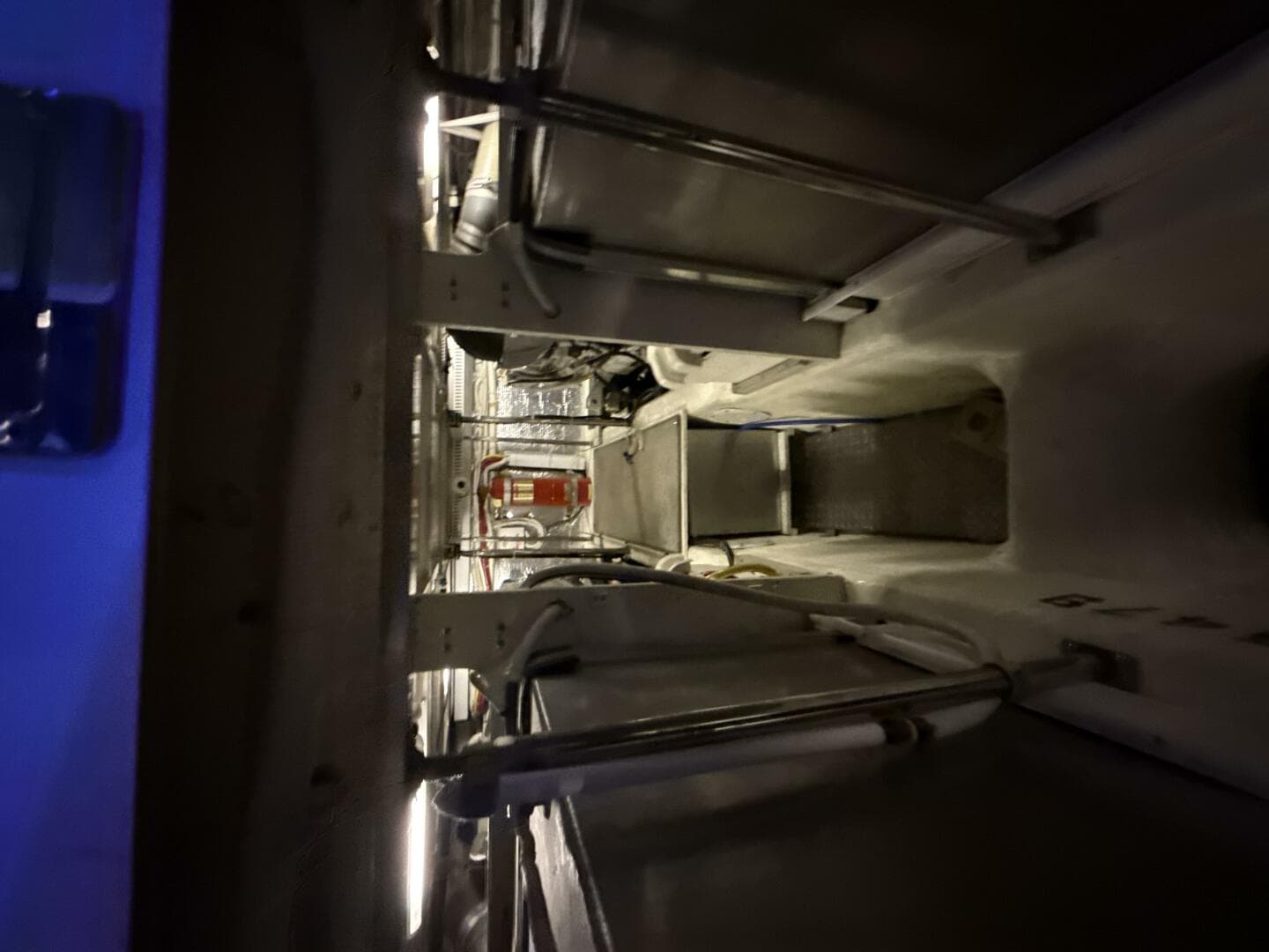 2004 Carver 460 Voyager — photo 108