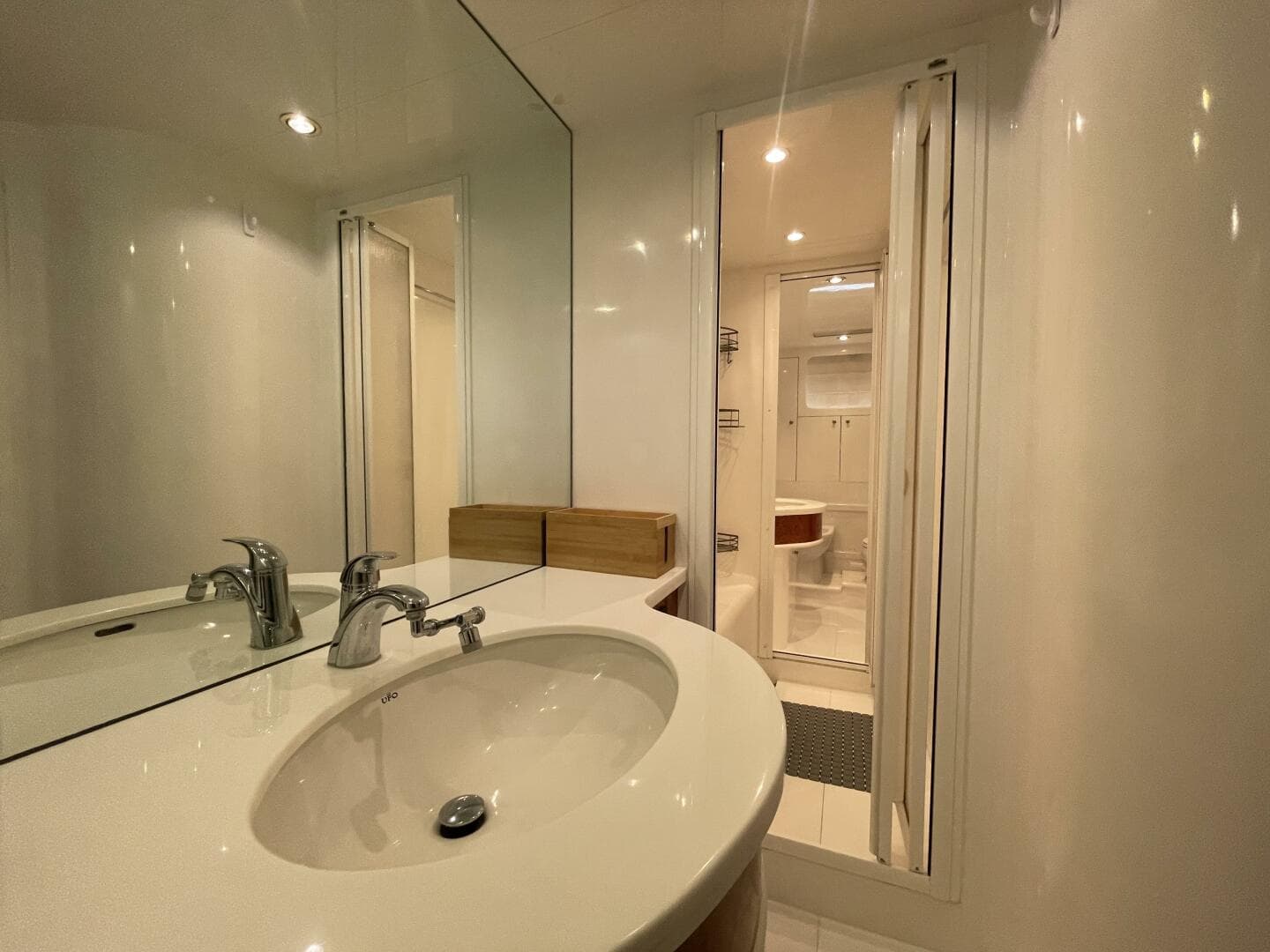 1999 Horizon 70 — photo 12