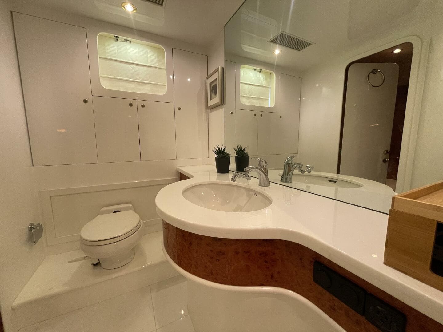 1999 Horizon 70 — photo 11