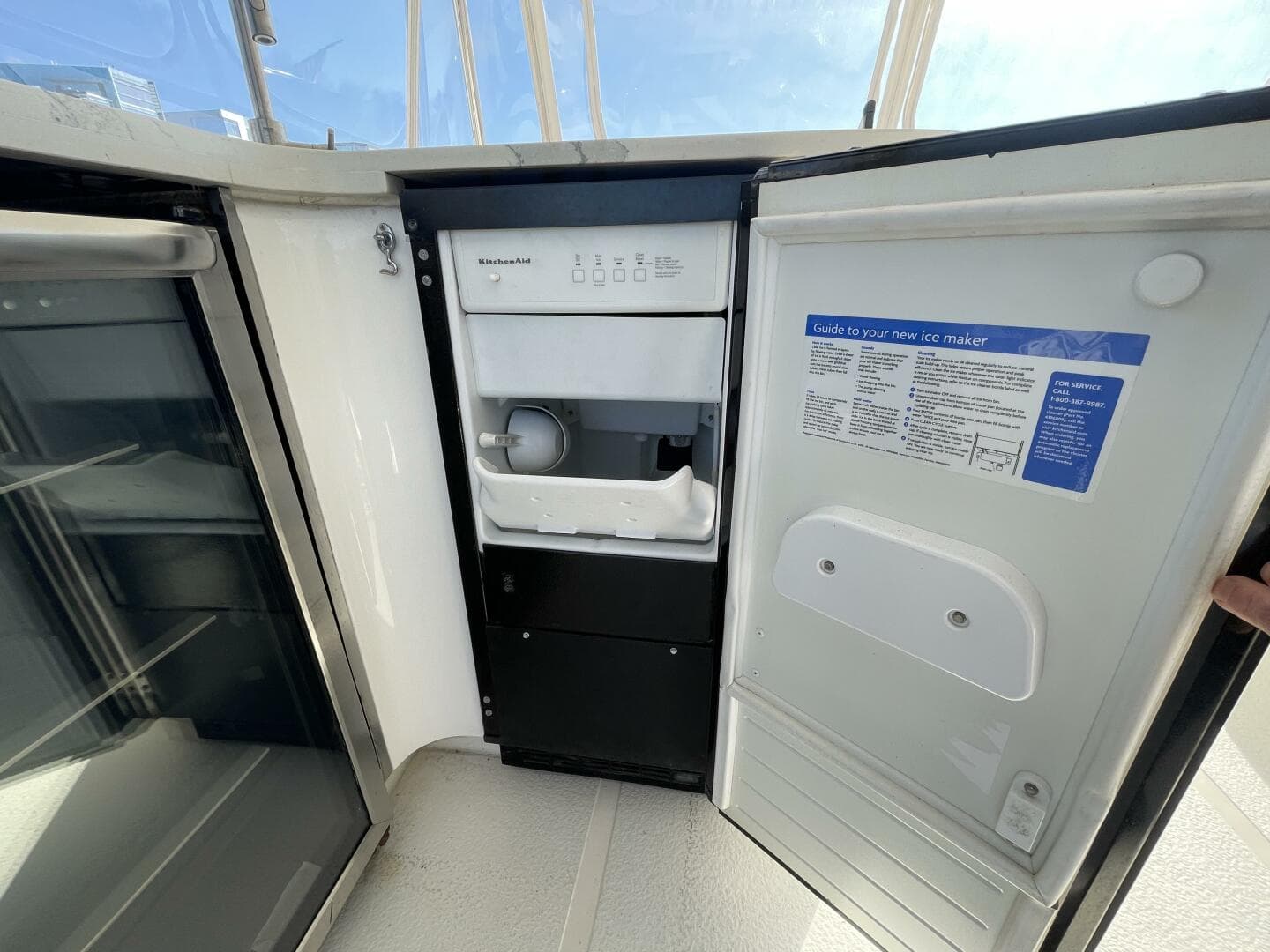 1999 Horizon 70 — photo 48