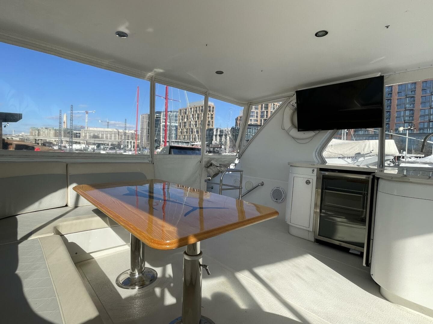 1999 Horizon 70 — photo 8