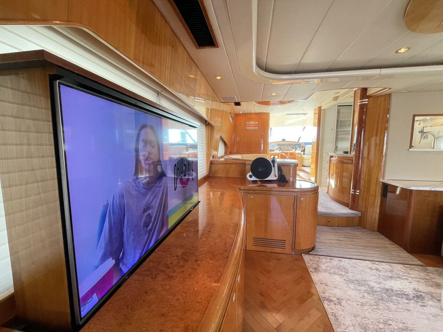 1999 Horizon 70 — photo 55