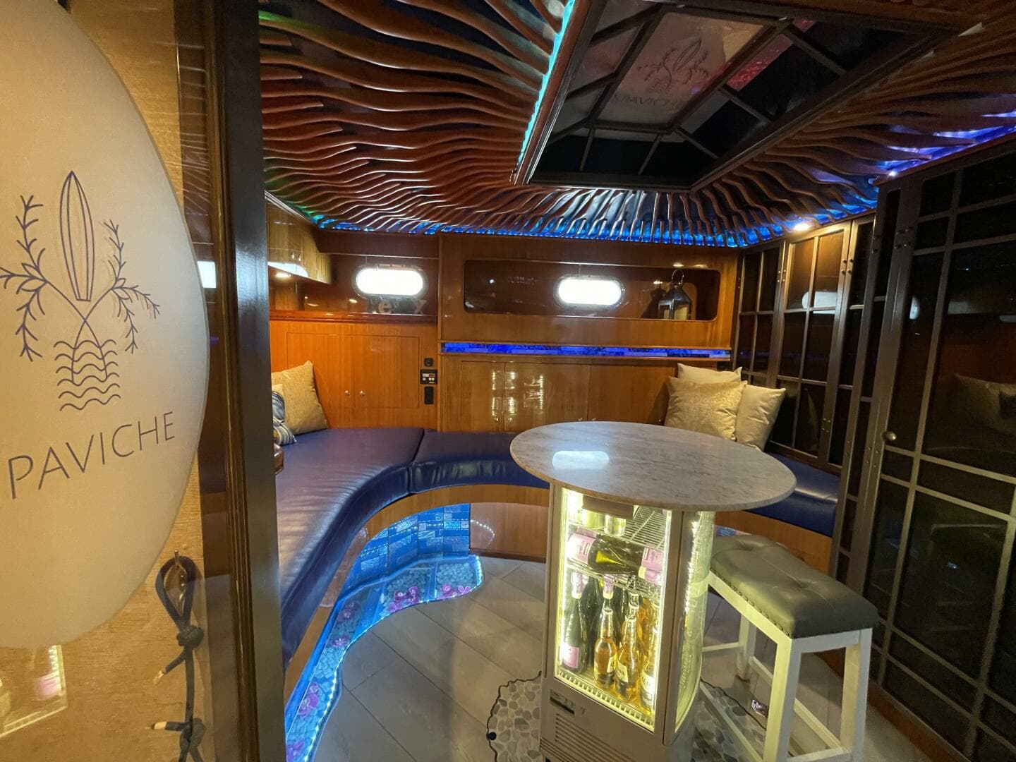 1999 Horizon 70 — photo 34