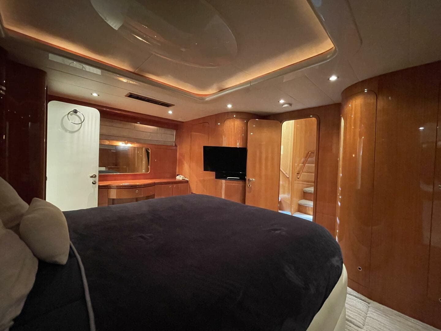 1999 Horizon 70 — photo 51