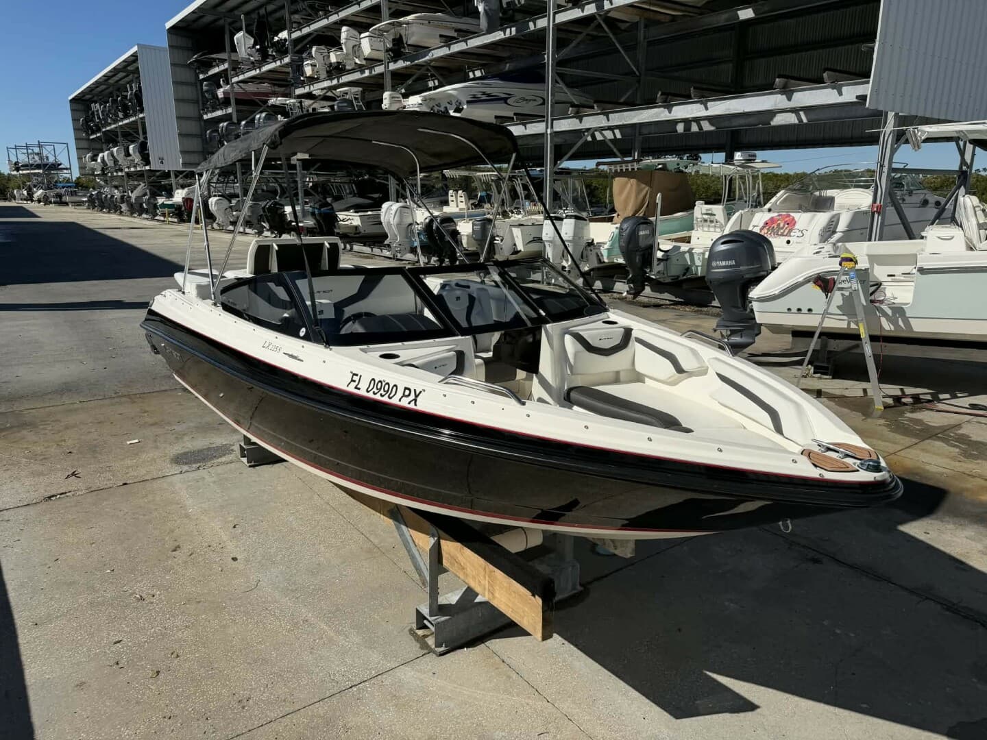 2015 Larson LX 225S IO