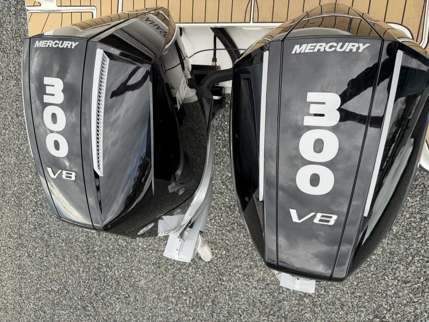 2023 Sea Ray Slx 310 OB — photo 8