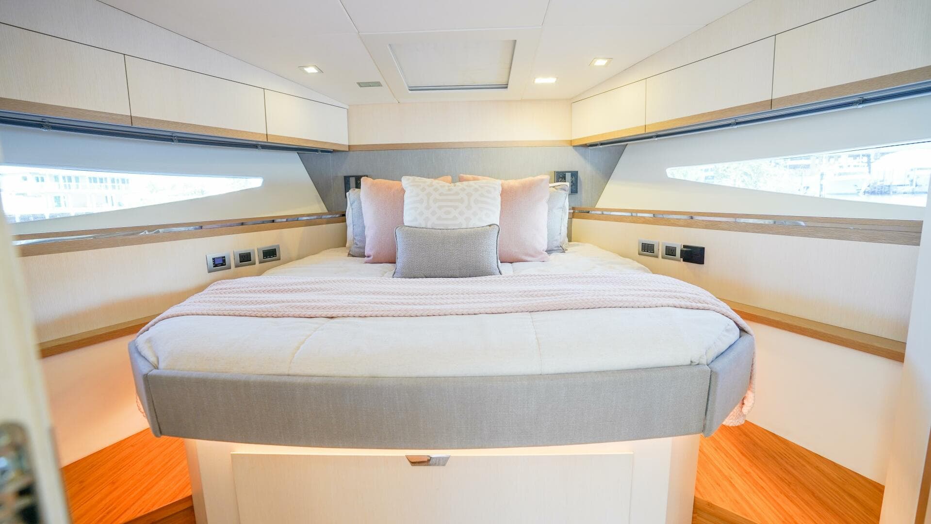 2019 Rio Yachts Colorado 56 — photo 32