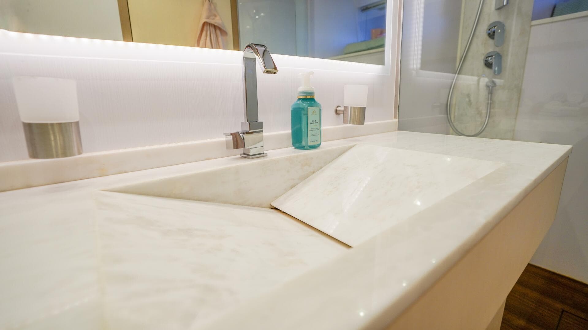 2019 Rio Yachts Colorado 56 — photo 30