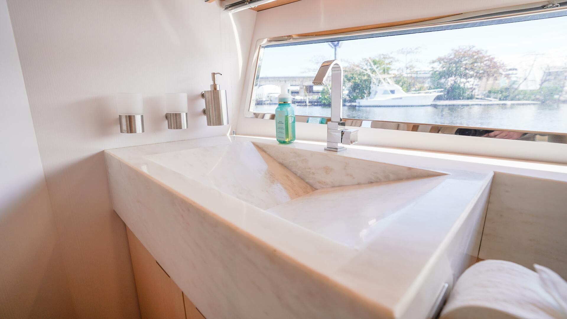 2019 Rio Yachts Colorado 56 — photo 36