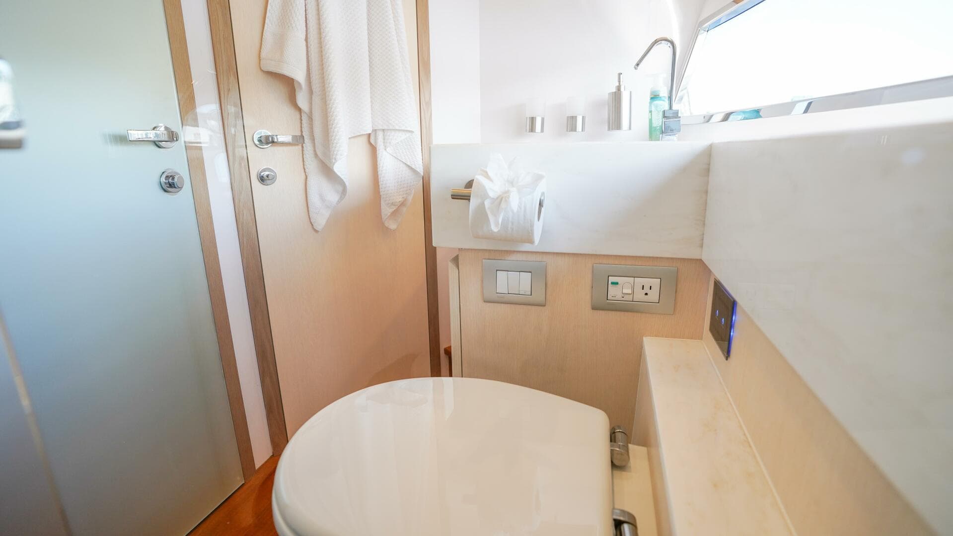 2019 Rio Yachts Colorado 56 — photo 35