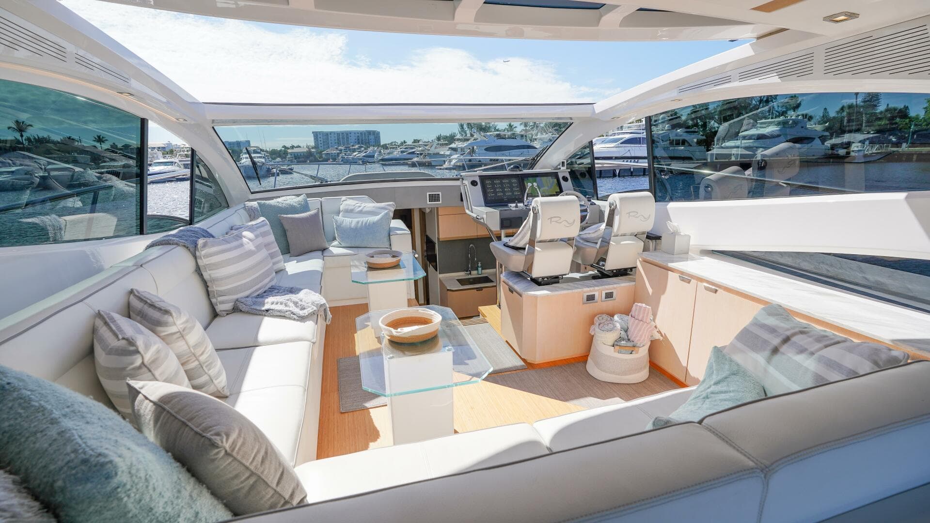 2019 Rio Yachts Colorado 56 — photo 16