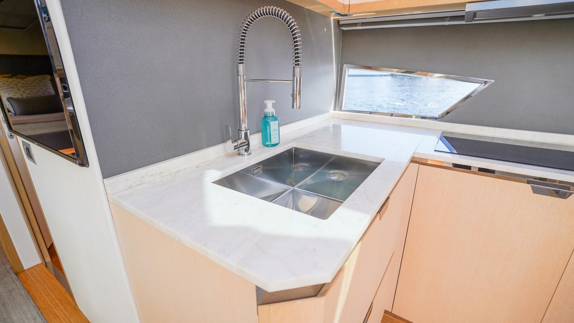 2019 Rio Yachts Colorado 56 — photo 23