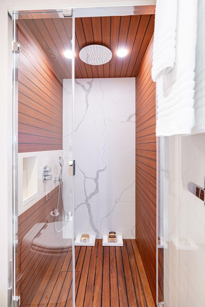 2022 Azimut 78 — photo 45