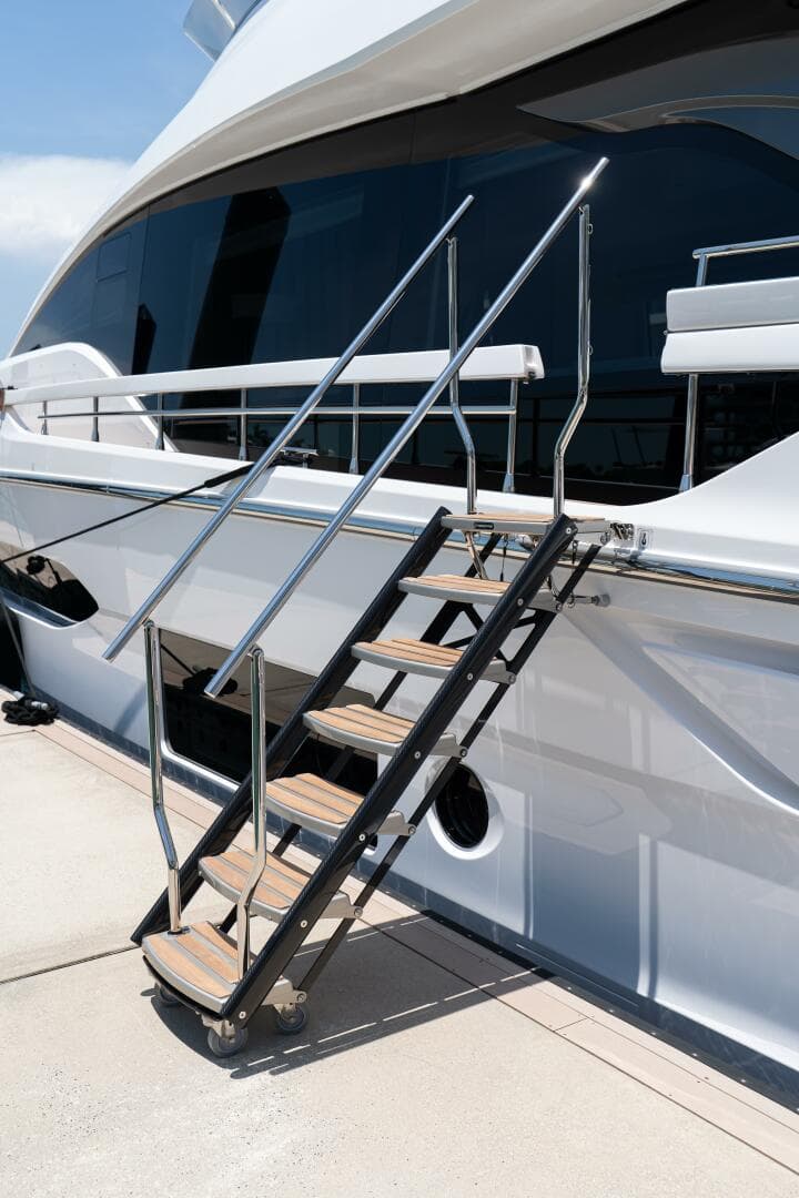 2022 Azimut 78 — photo 20